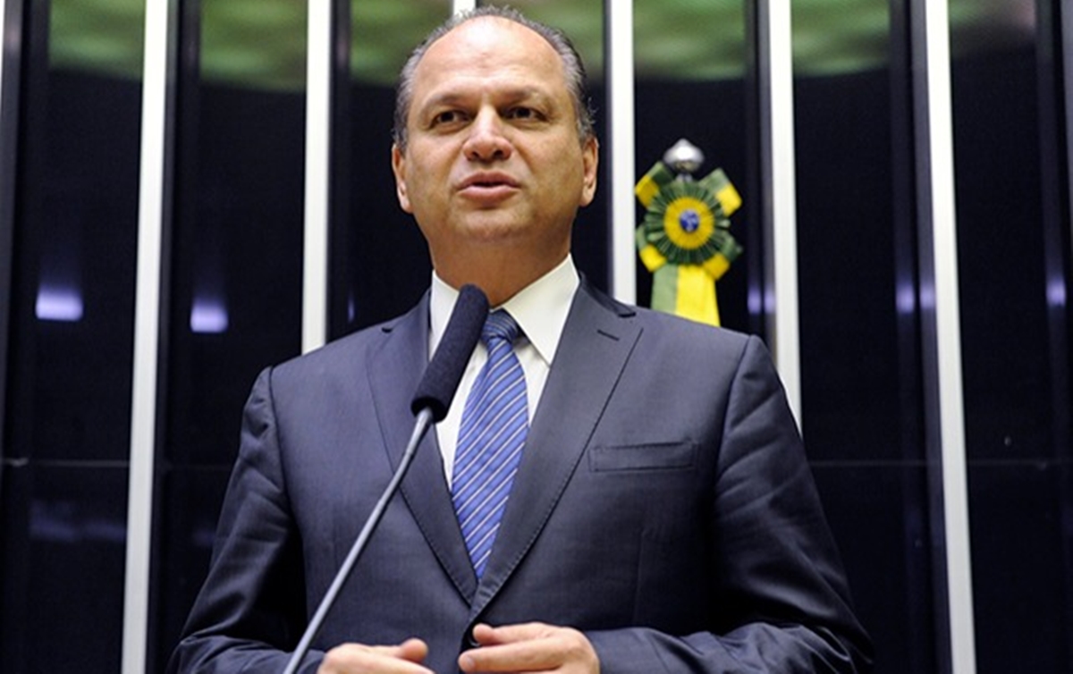 CPI da Covid aponta pagamento mensal de propina no Ministério da Saúde
